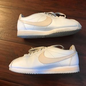 Nike Cortez